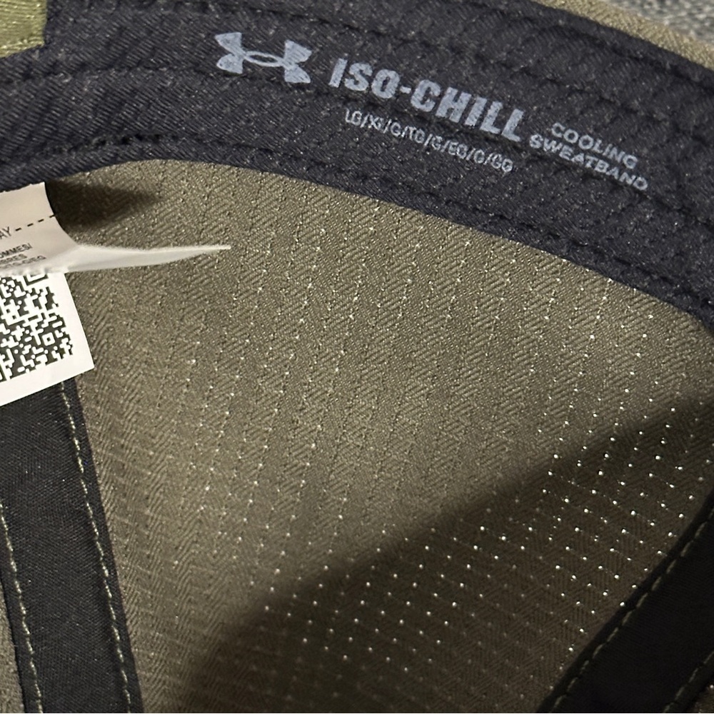 NEW! Under Armour baseball hat marine green / black logo fitted style iso-chill - Picture 7 of 13
